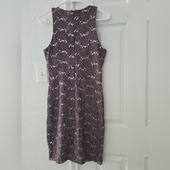 Nightway Sequined Lace Cocktail Dress - Picture 5 of 7